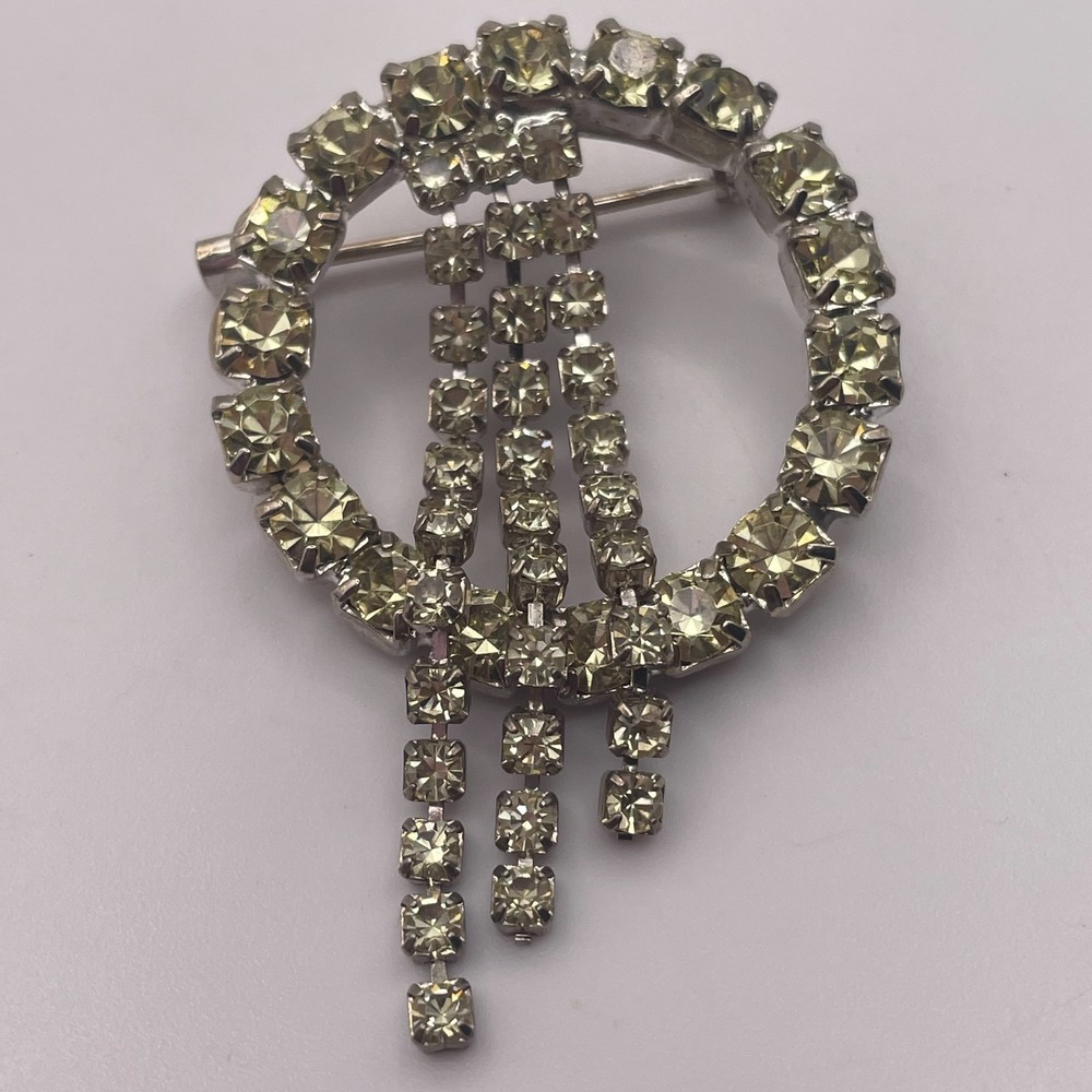 Vintage Mid Century Pale Yellow Rhinestone Circle Trembler Dangle Brooch Pin